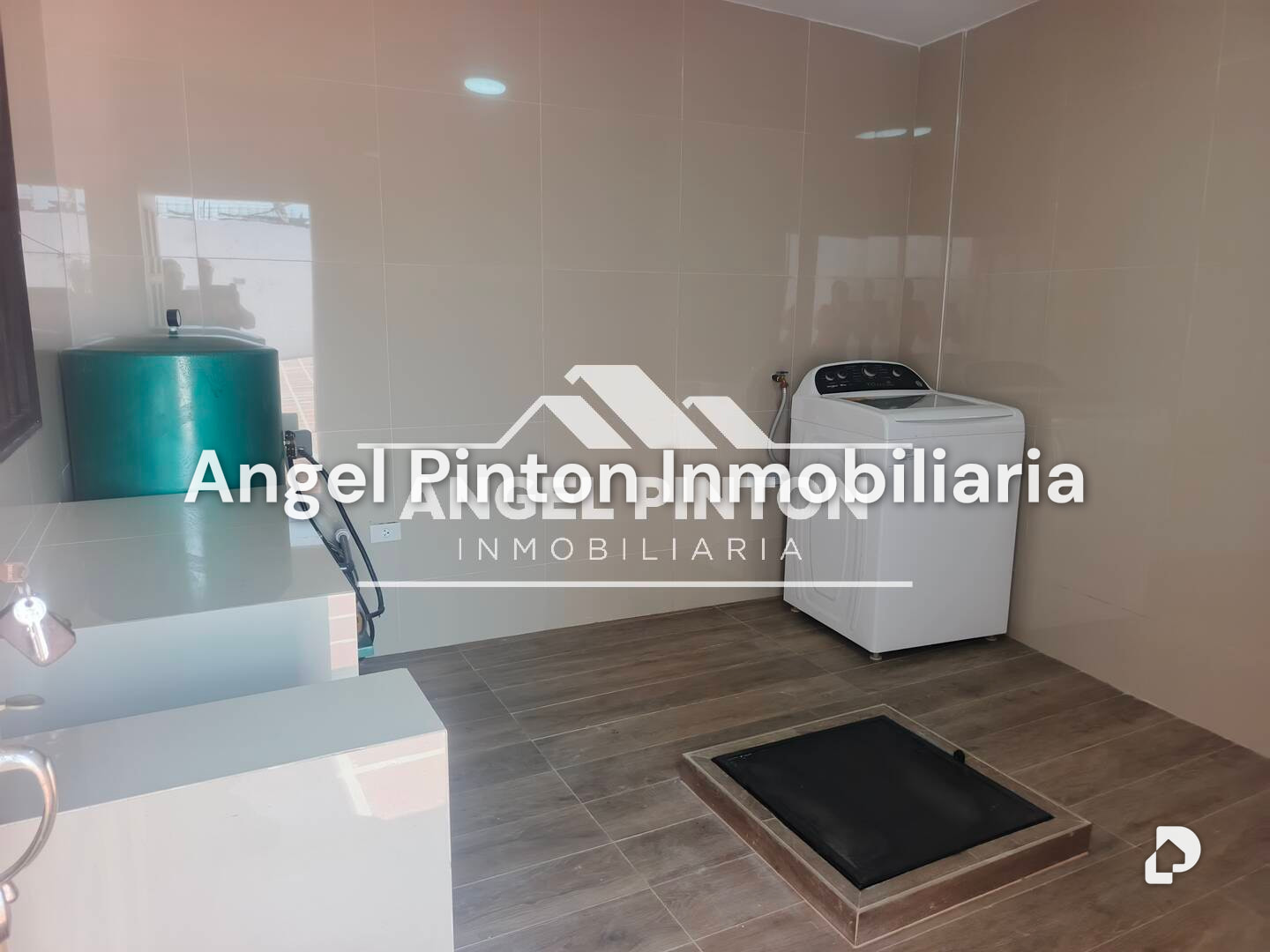 Casa en Las Lomas, Maracaibo – 12