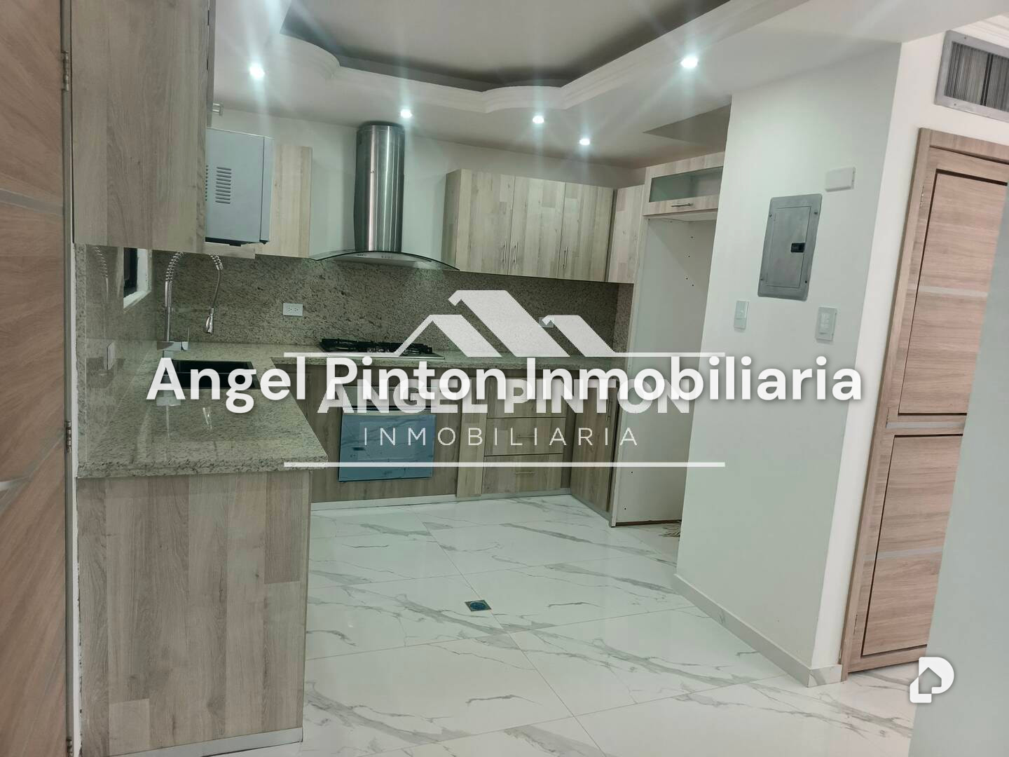 Casa en Las Lomas, Maracaibo – 2