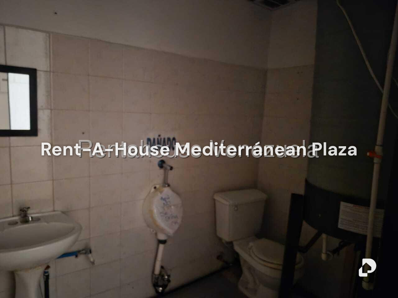 Local comercial en Zona Industrial, Valencia – 9