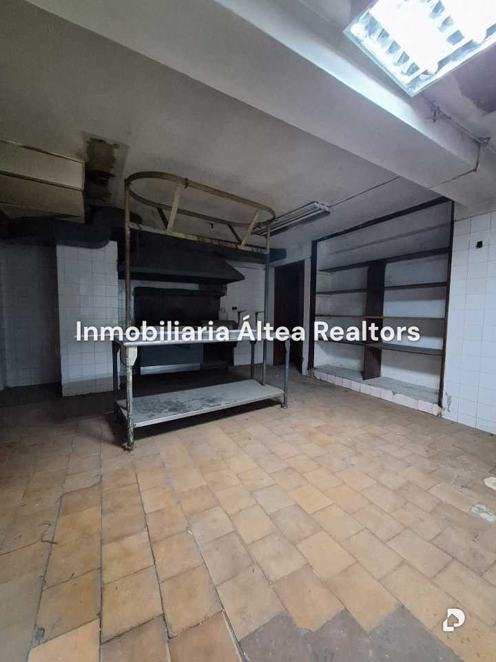 Edificio en Av. Baralt, Caracas – 15