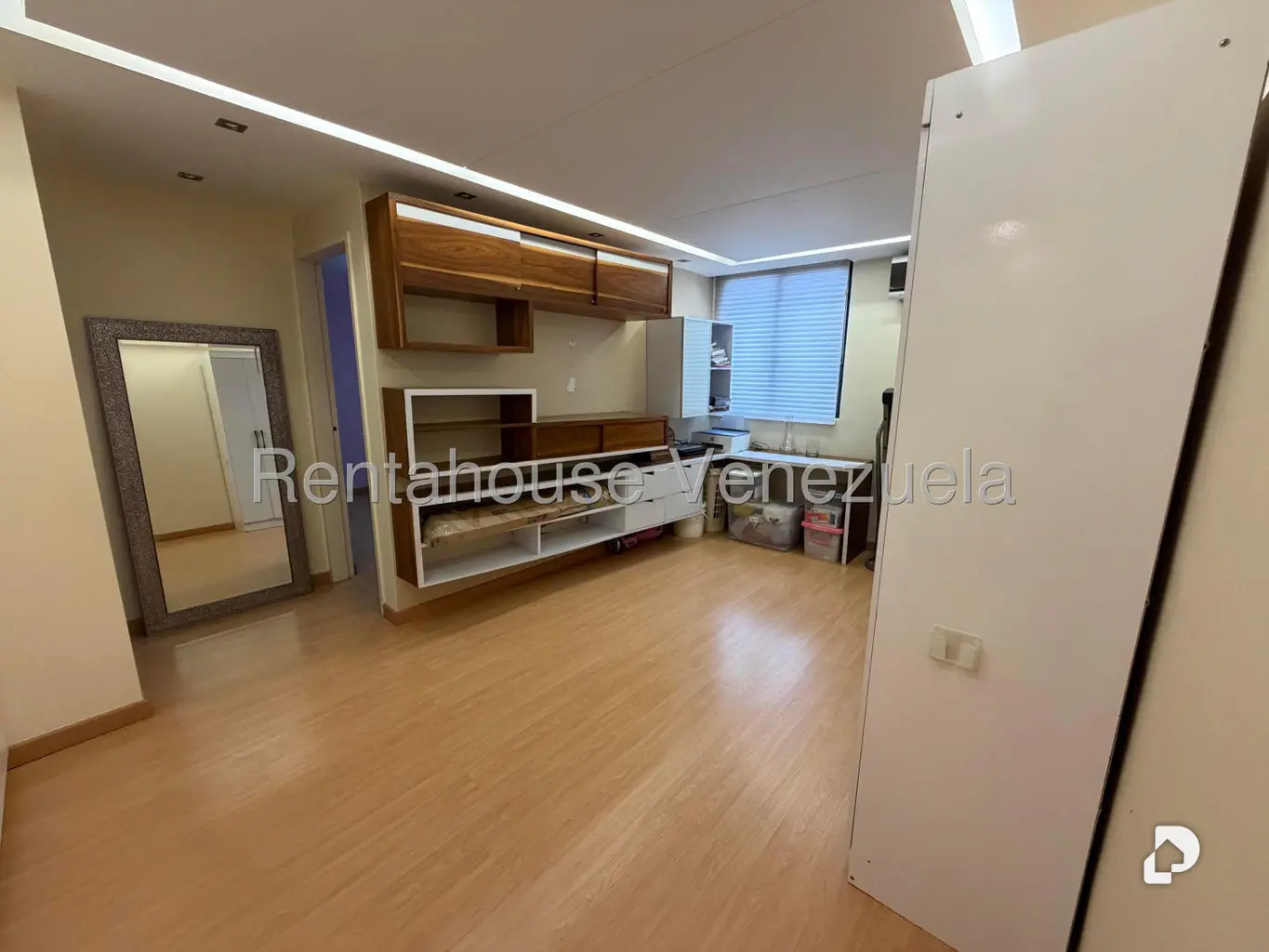 Apartamento en Colinas de La Tahona, Caracas – 15