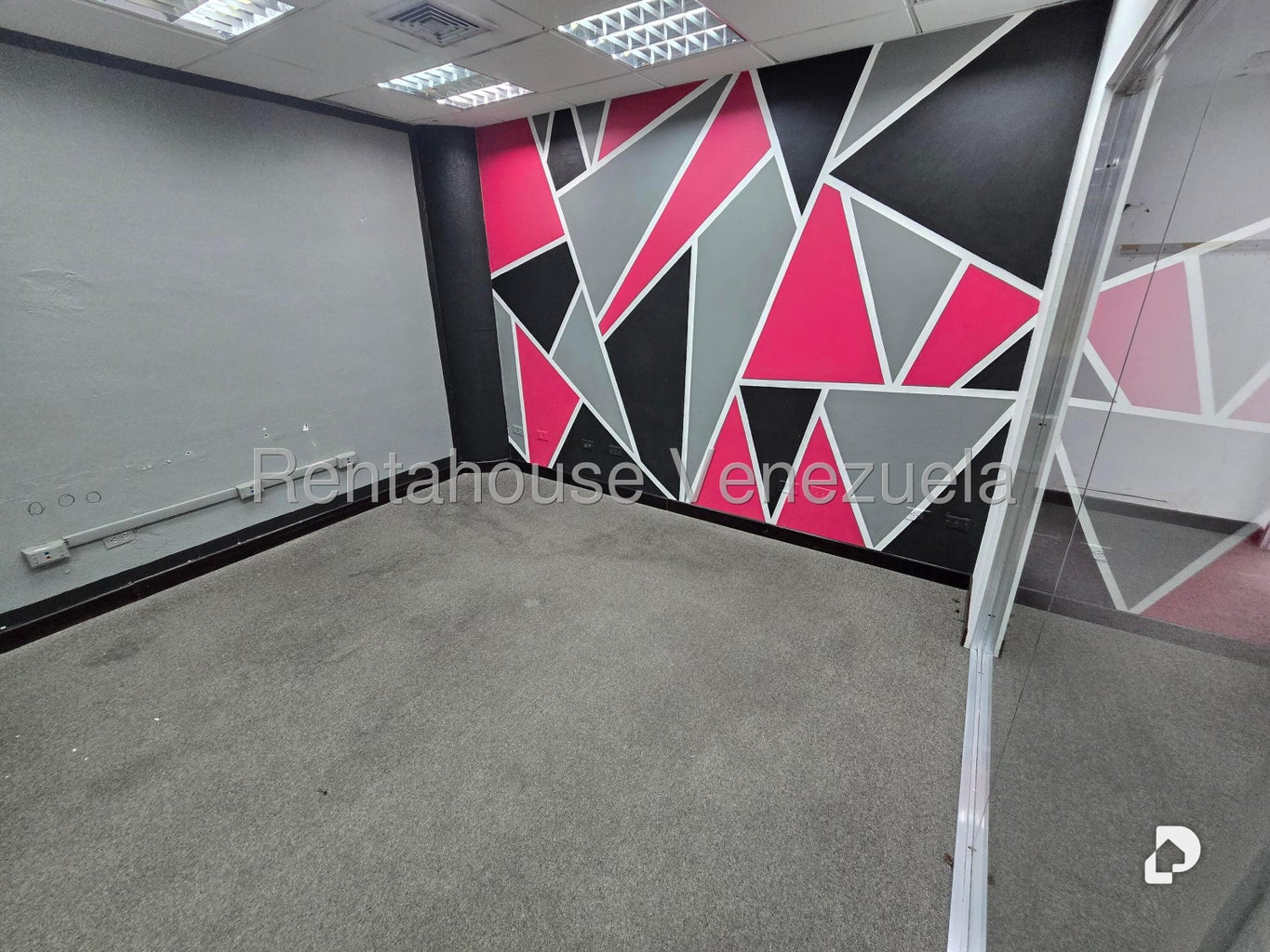 Local comercial en El Recreo, Caracas – 10