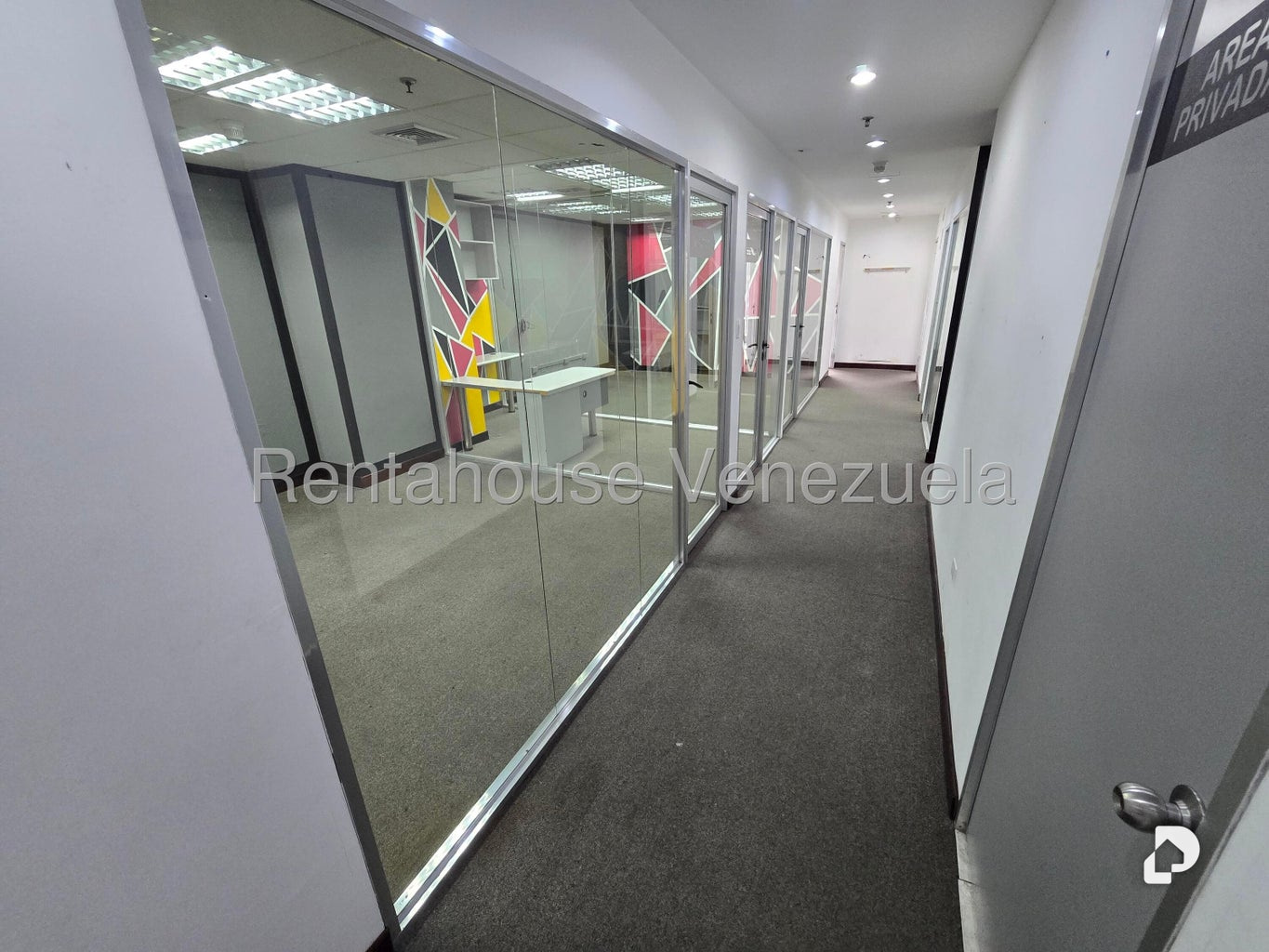 Local comercial en El Recreo, Caracas – 8