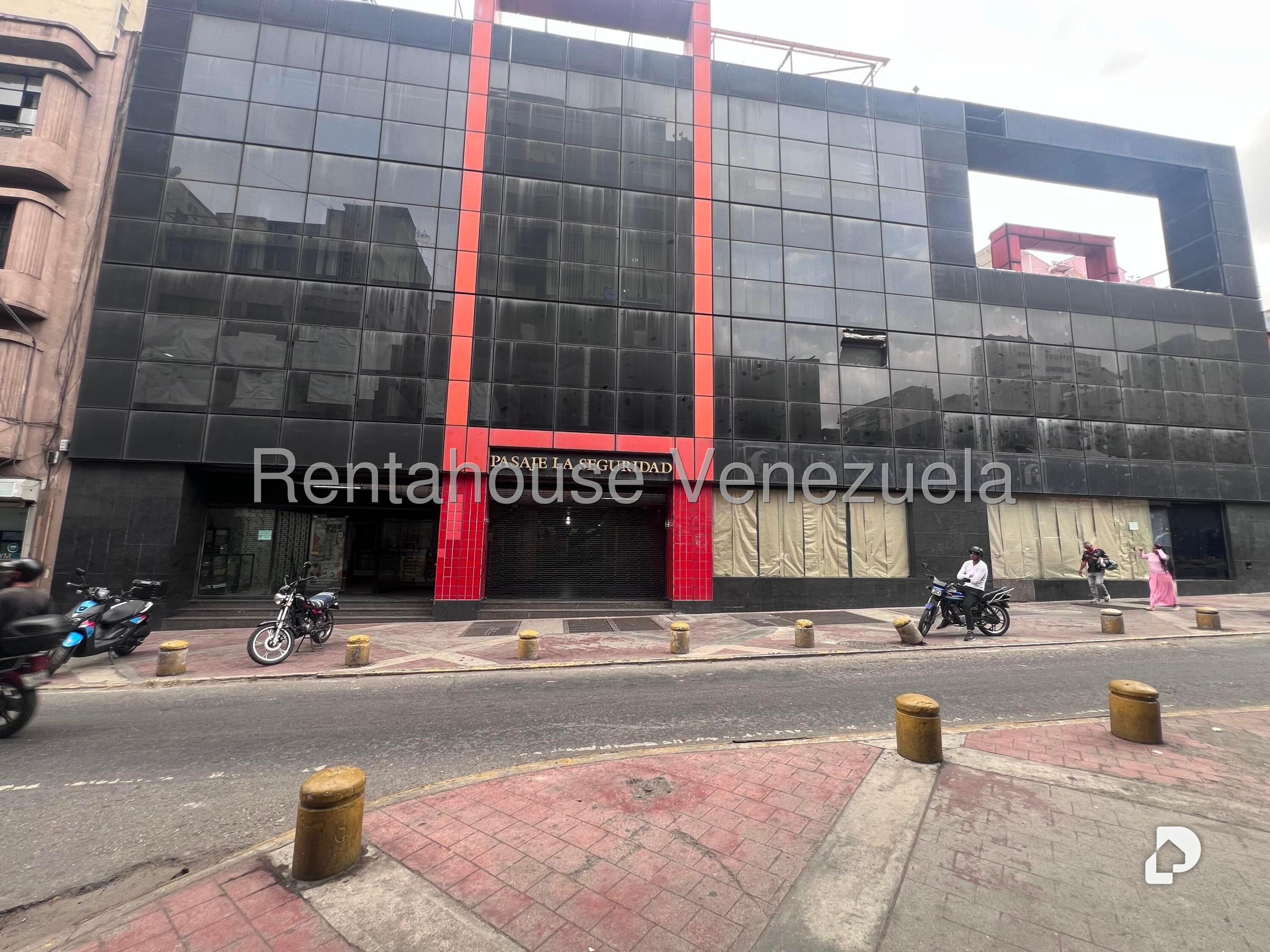 Oficina en Parroquia Altagracia, Caracas – 13
