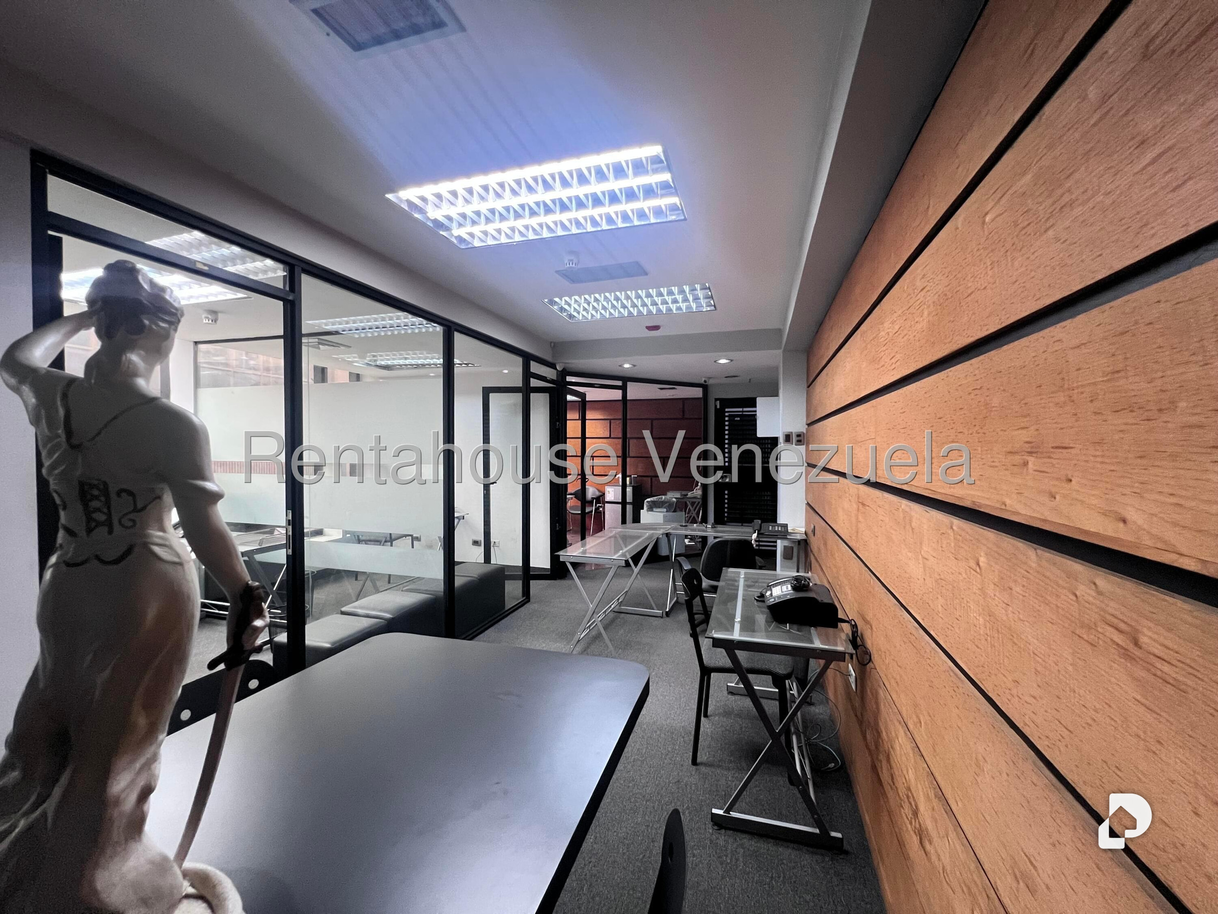 Oficina en Parroquia Altagracia, Caracas – 8