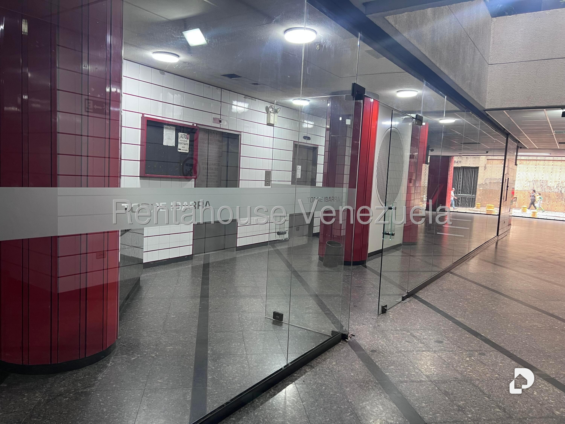Oficina en Parroquia Altagracia, Caracas – 11
