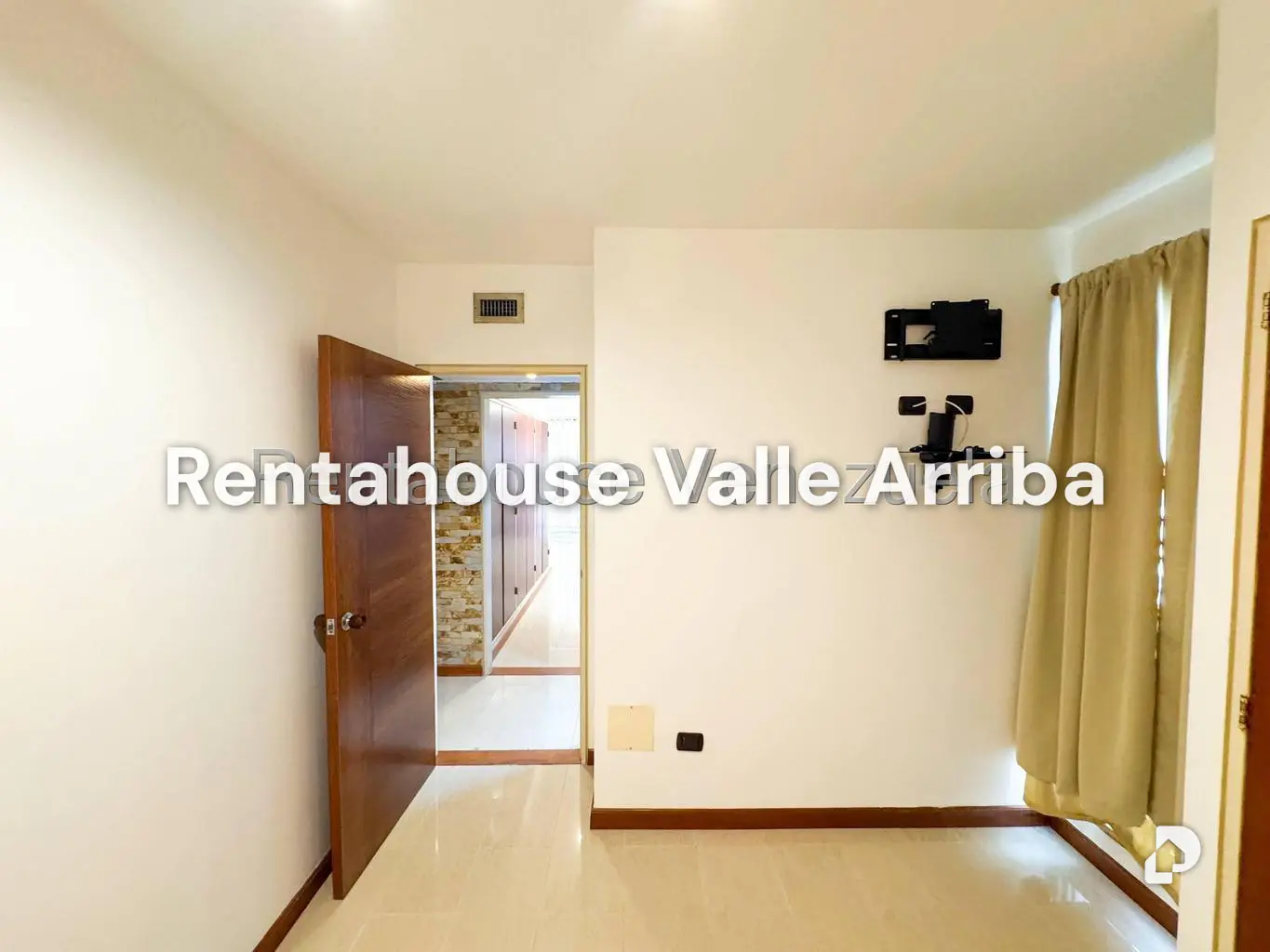 Apartamento en Los Naranjos de las Mercedes, Caracas – 29
