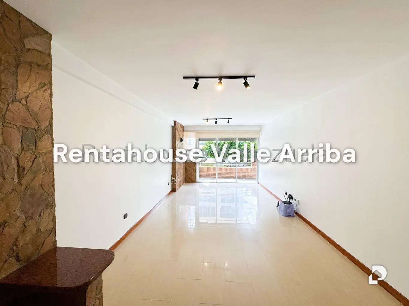 Apartamento en Los Naranjos de las Mercedes, Caracas – 4