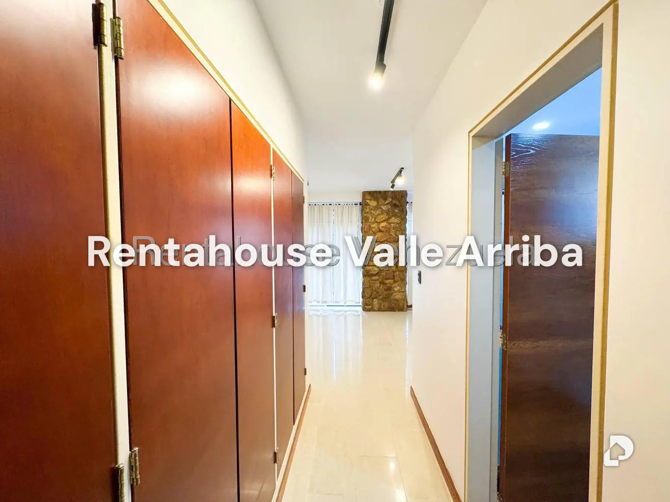 Apartamento en Los Naranjos de las Mercedes, Caracas – 18