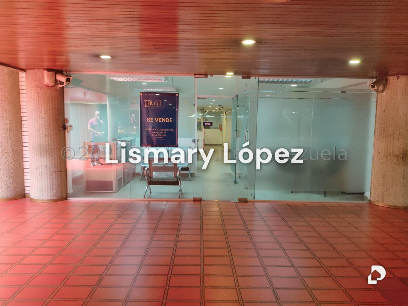 Local comercial en Las Mercedes, Caracas – 2