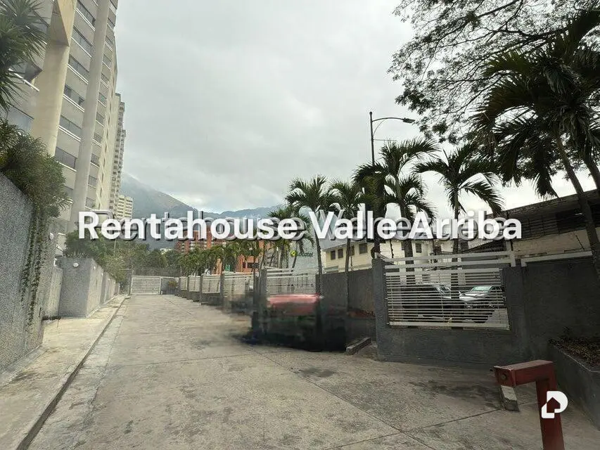 Local comercial en Los Dos Caminos, Caracas – 17
