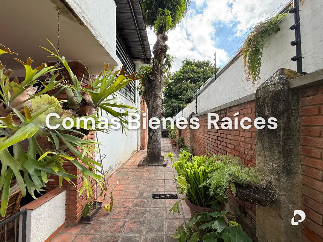 House in Altamira, Caracas – 19