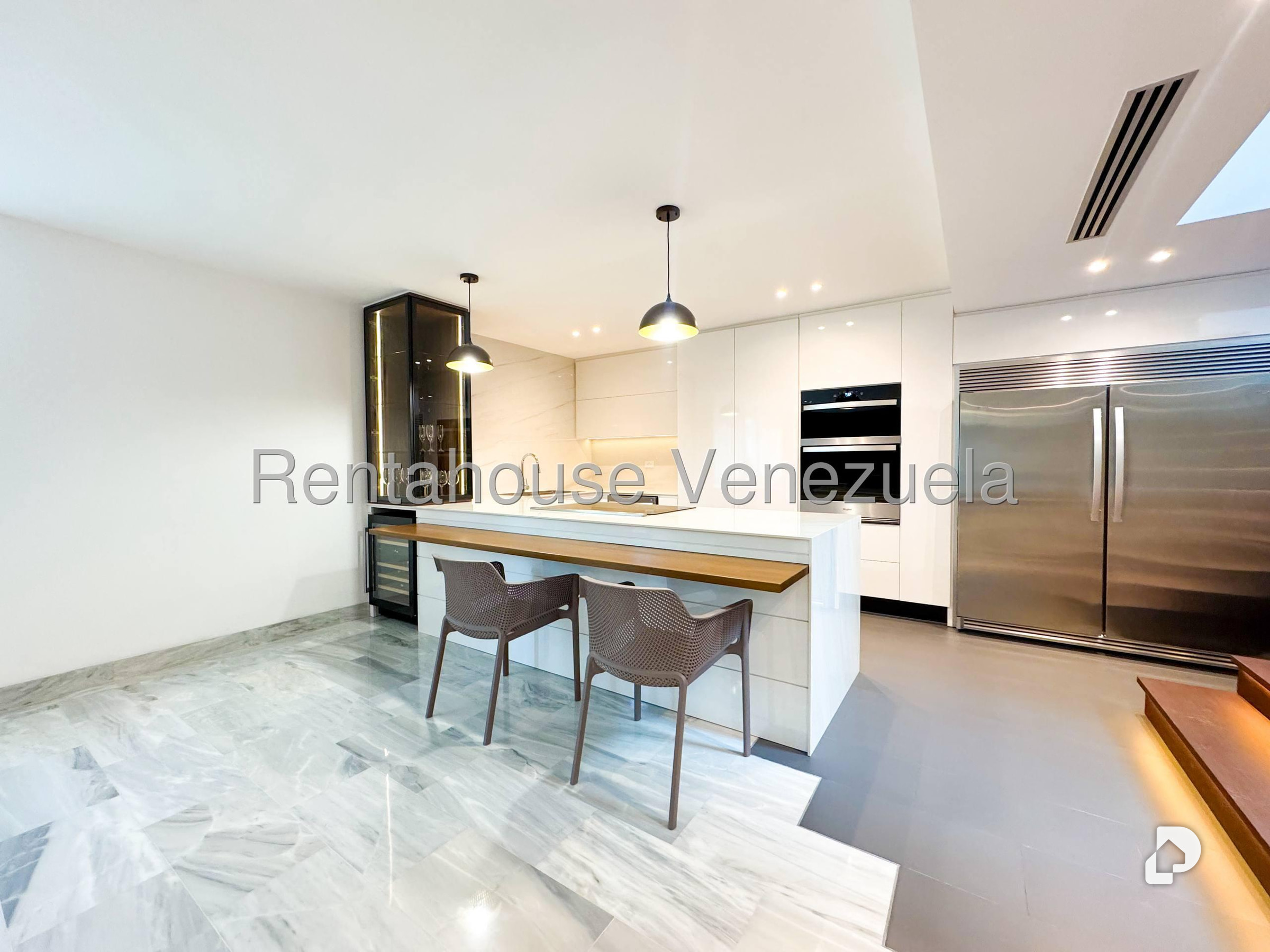 Apartamento en Los Naranjos de las Mercedes, Caracas – 13