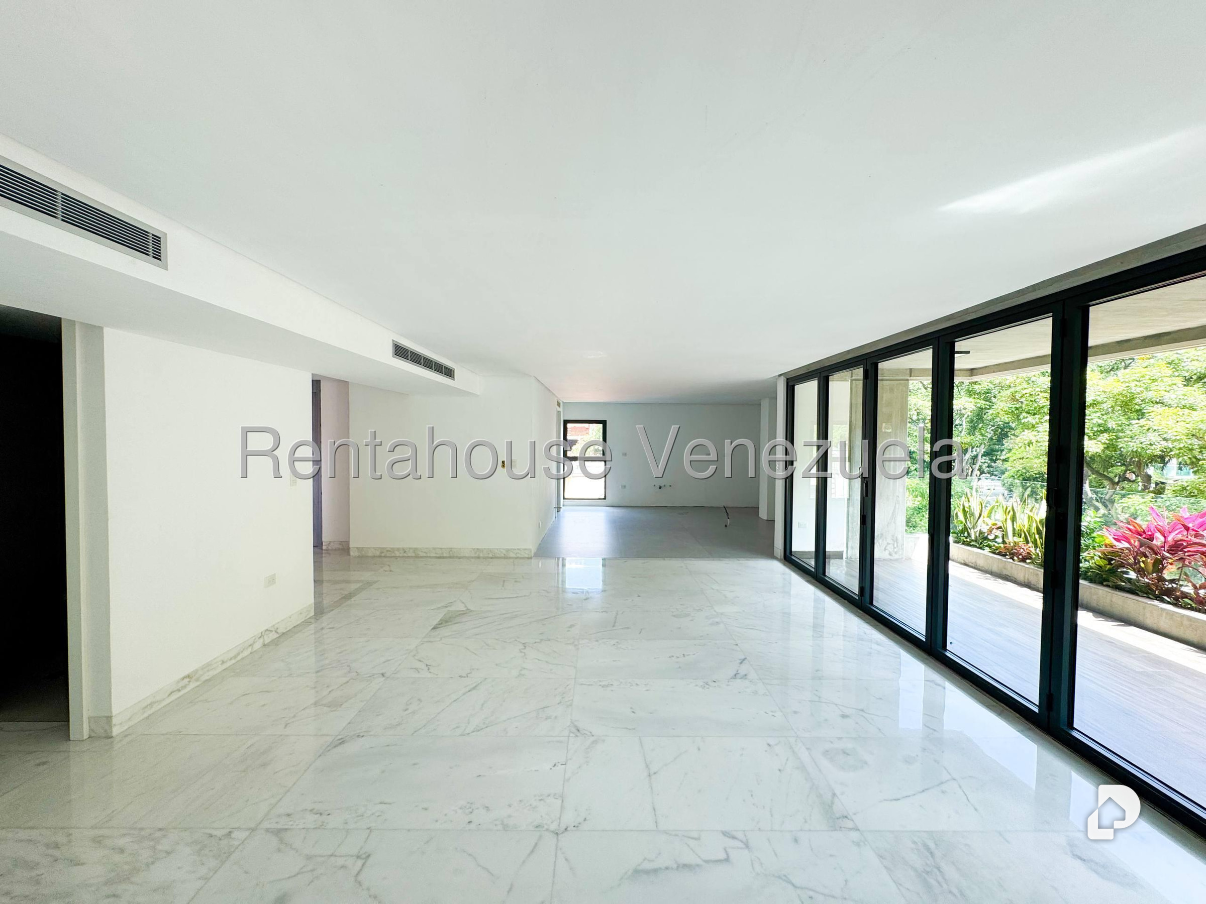 Apartamento en Los Naranjos de las Mercedes, Caracas – 9