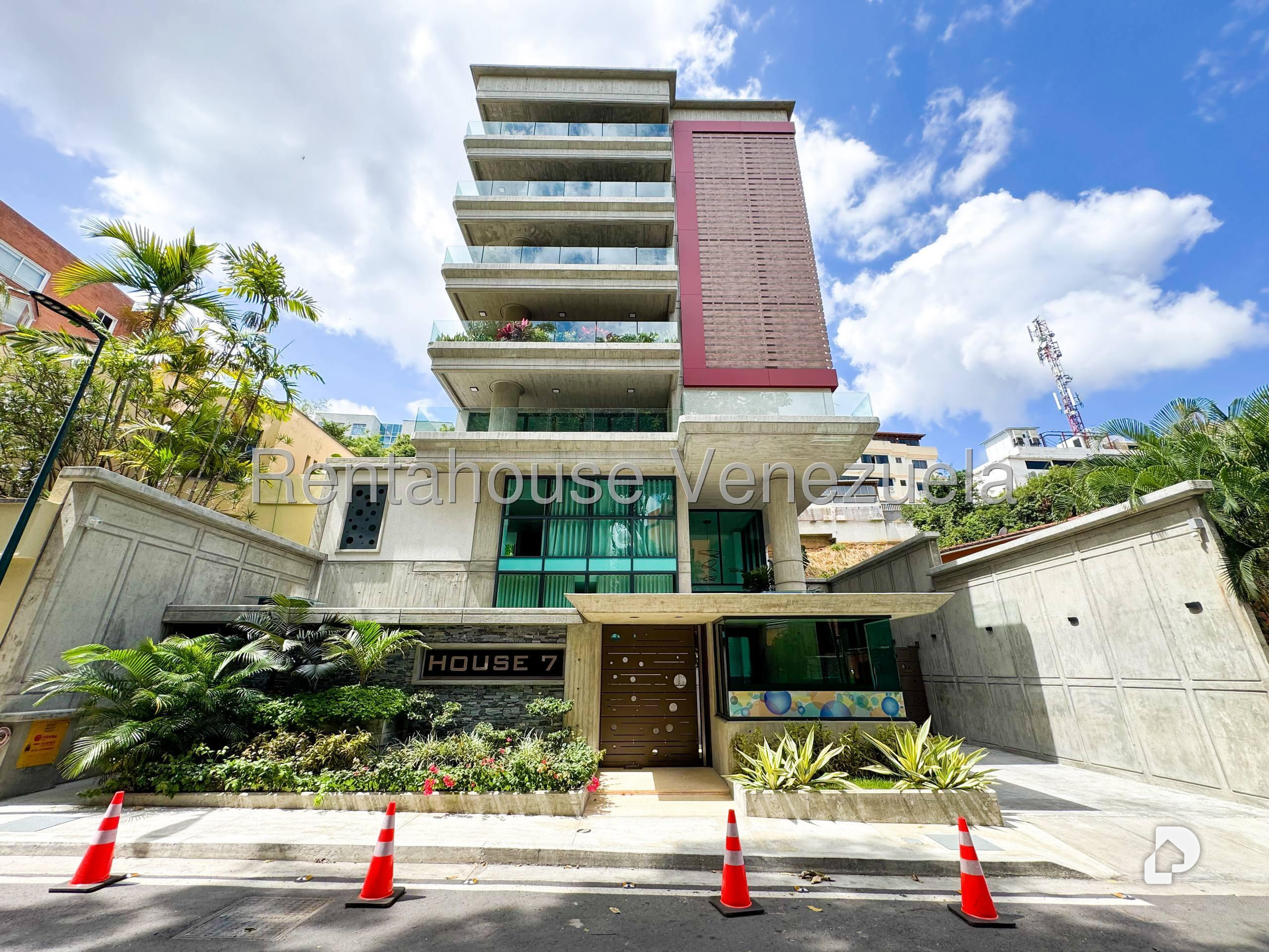 Apartamento en Los Naranjos de las Mercedes, Caracas – 1