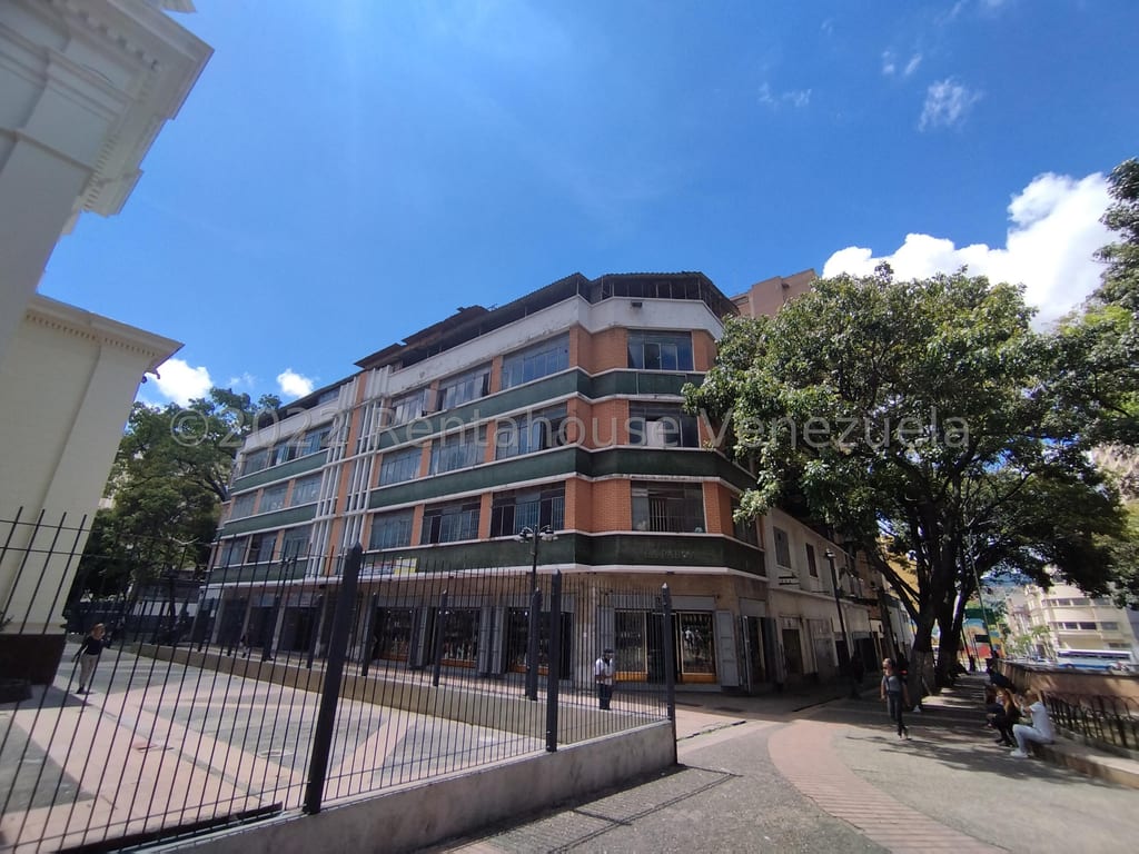 Edificio en Parroquia Santa Teresa, Caracas