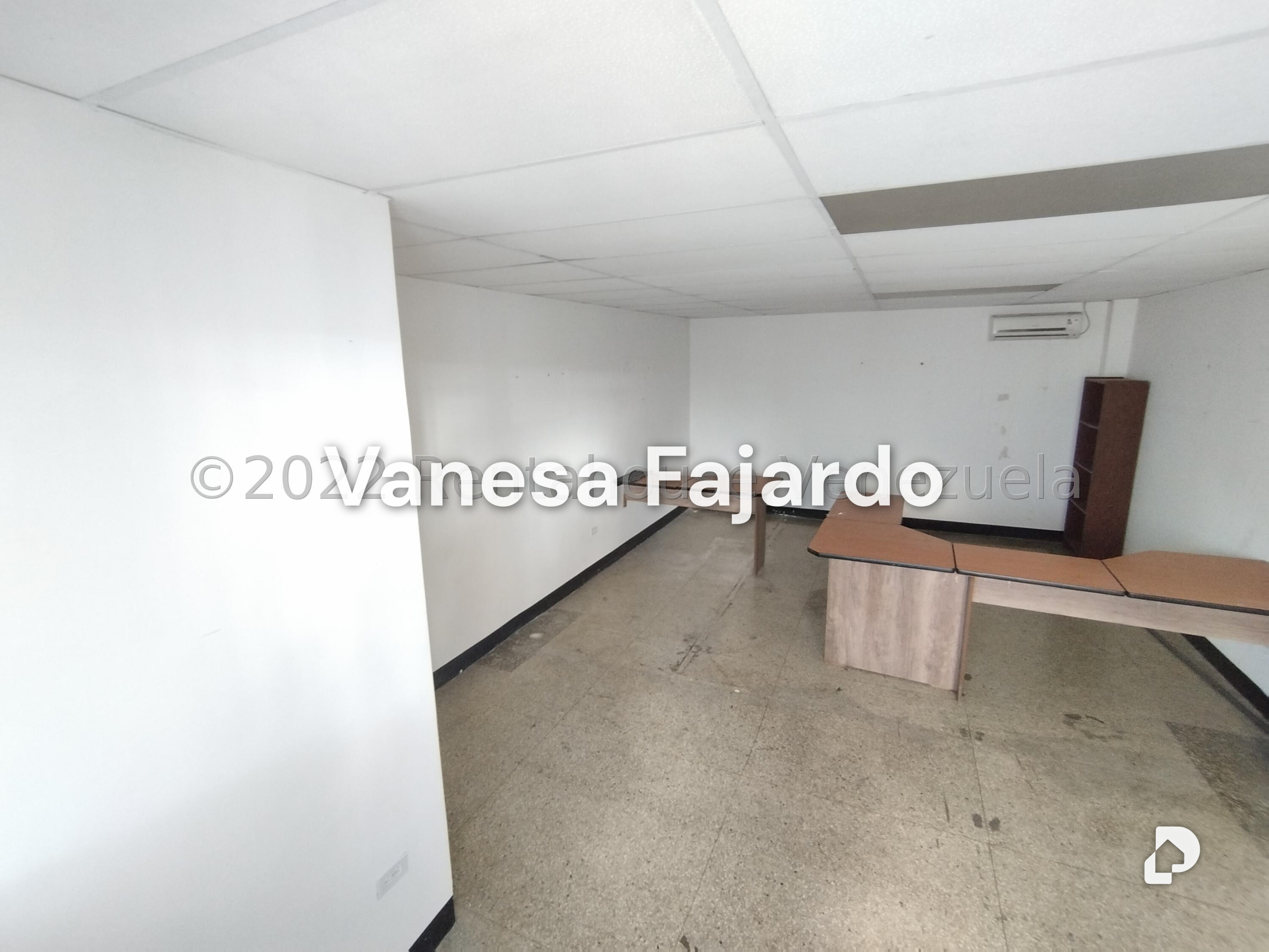 Edificio en Parroquia Santa Teresa, Caracas – 13