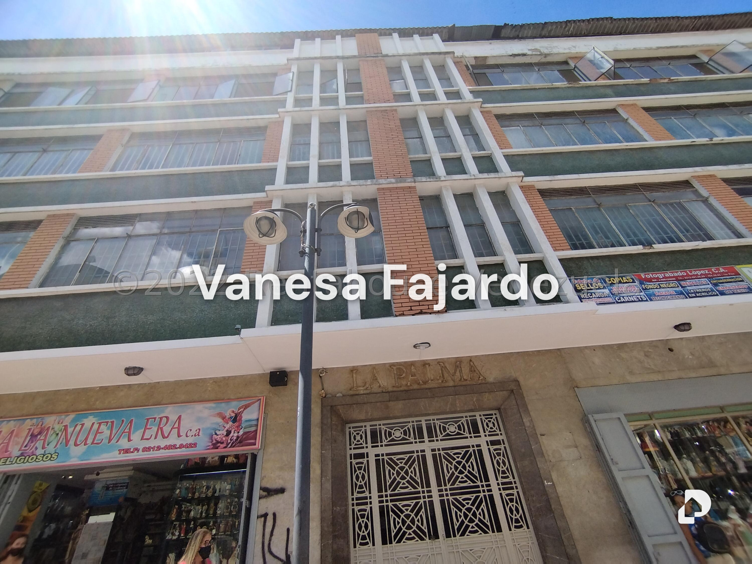 Edificio en Parroquia Santa Teresa, Caracas – 4