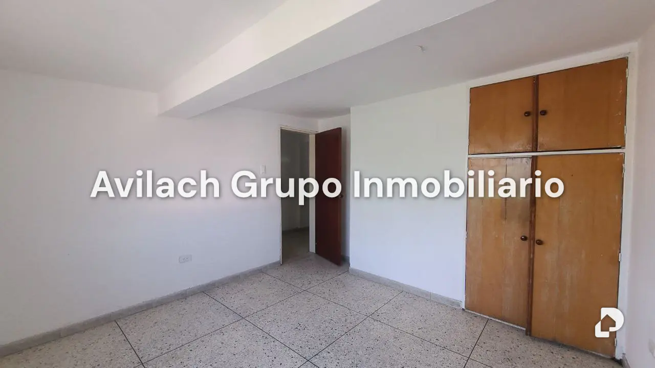 Edificio en Güigüe, Valencia