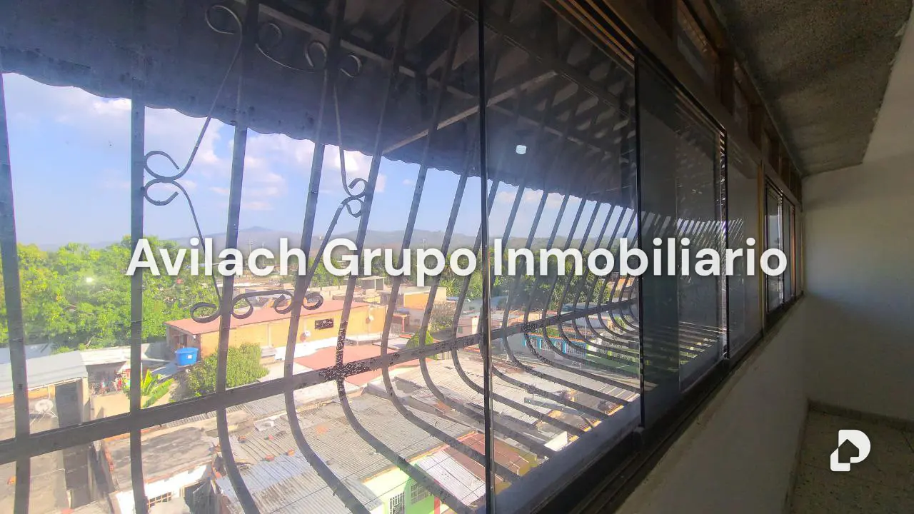 Edificio en Güigüe, Valencia