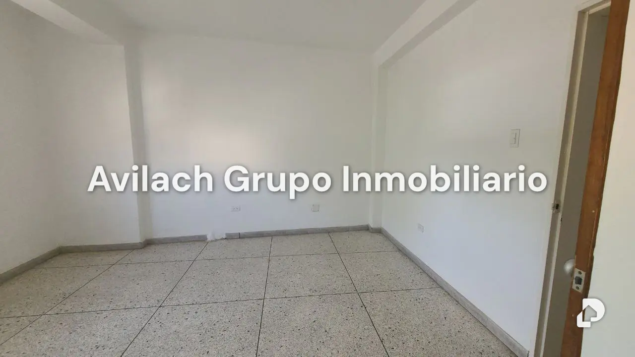 Edificio en Güigüe, Valencia