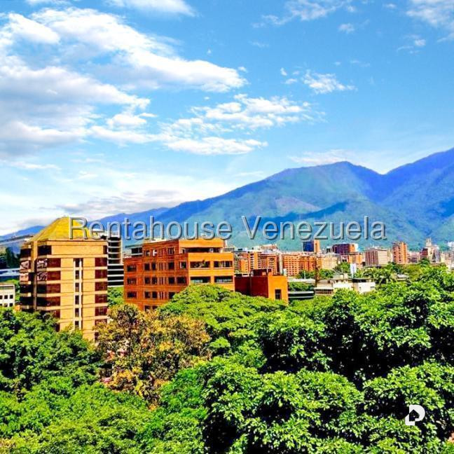 Oficina en Las Mercedes, Caracas – 4