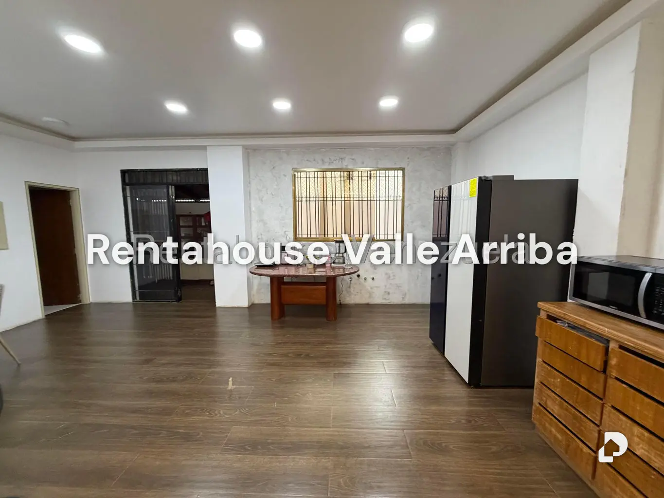 Casa en Lomas de Prados del Este, Caracas – 27