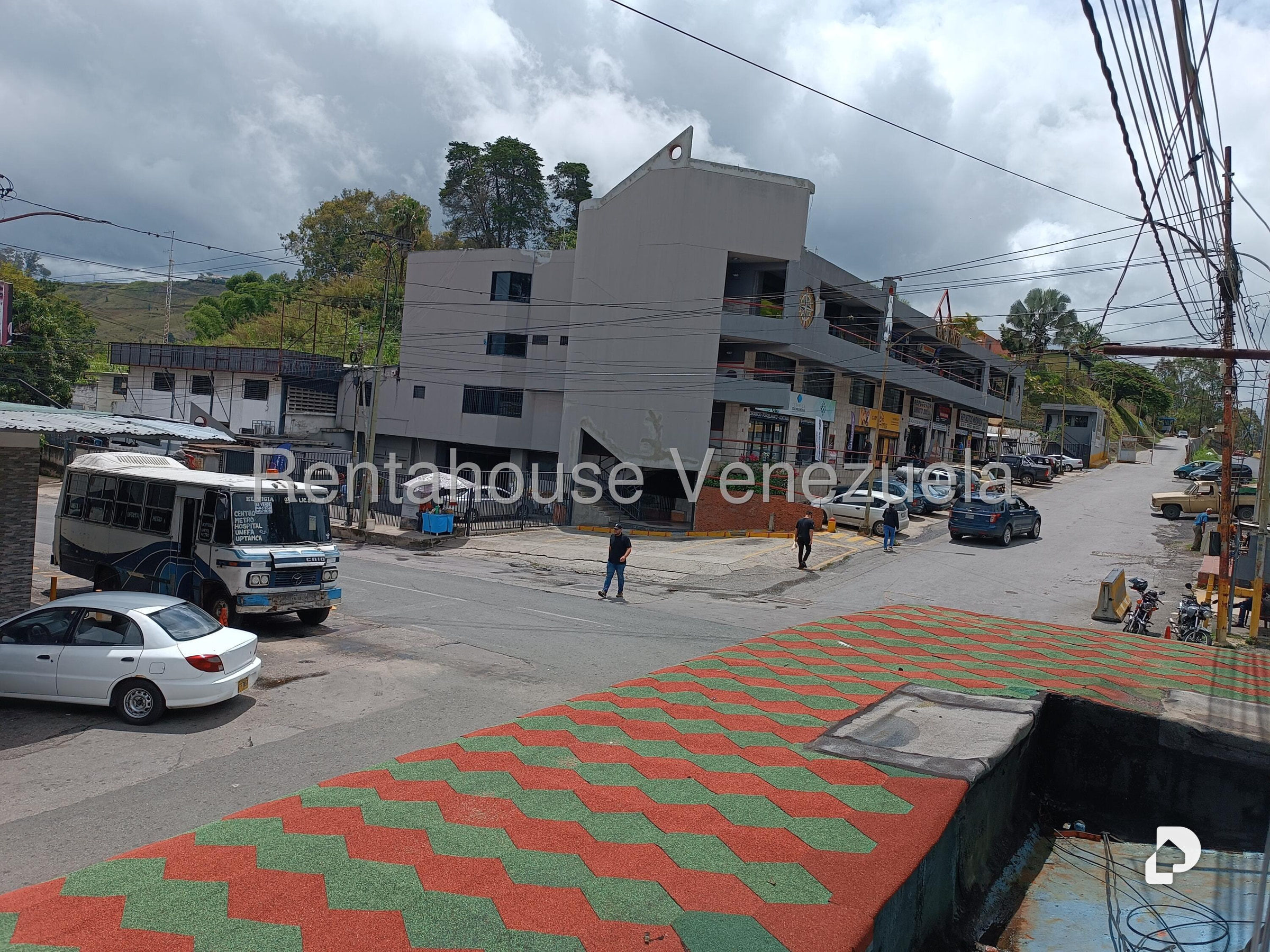 Local comercial en Club Hipico, Los Teques – 9