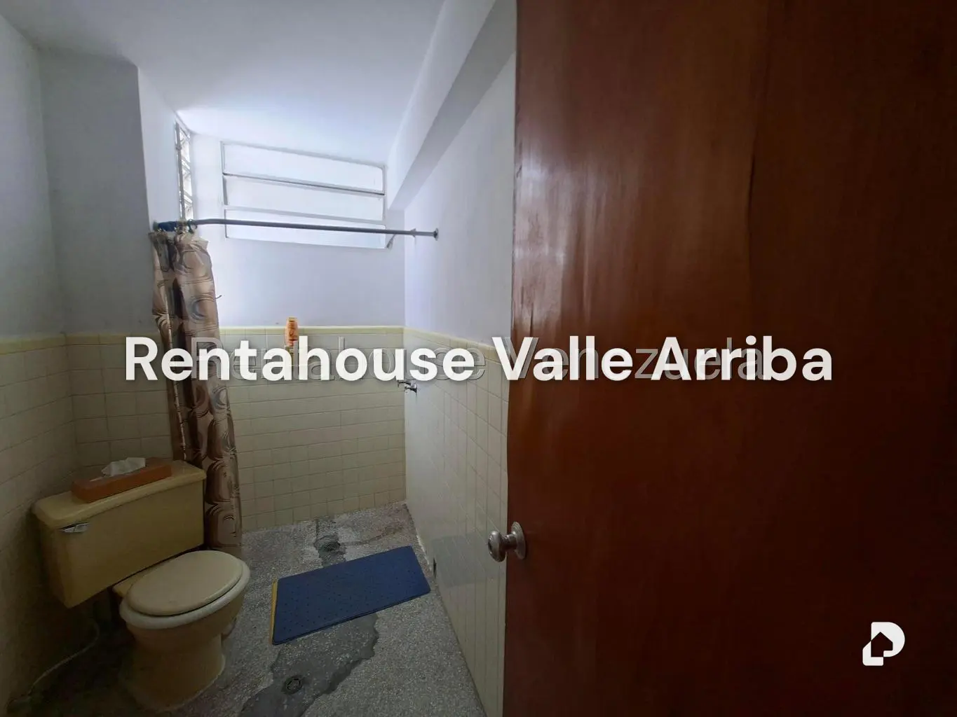 Casa en Horizonte, Caracas – 14
