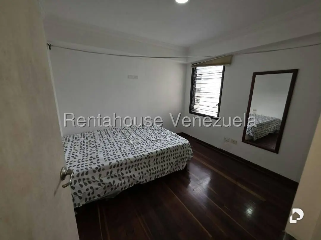 Apartamento en El Cigarral, Caracas – 15
