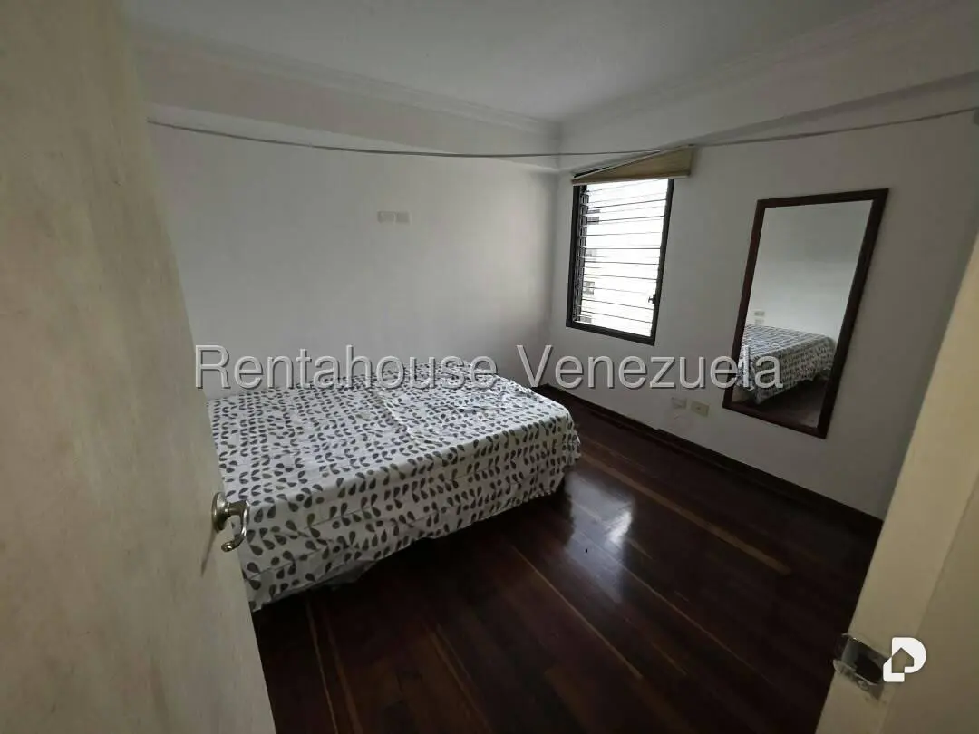 Apartamento en El Cigarral, Caracas – 17