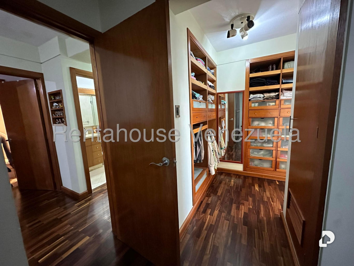 Apartamento en Miranda, Caracas – 28