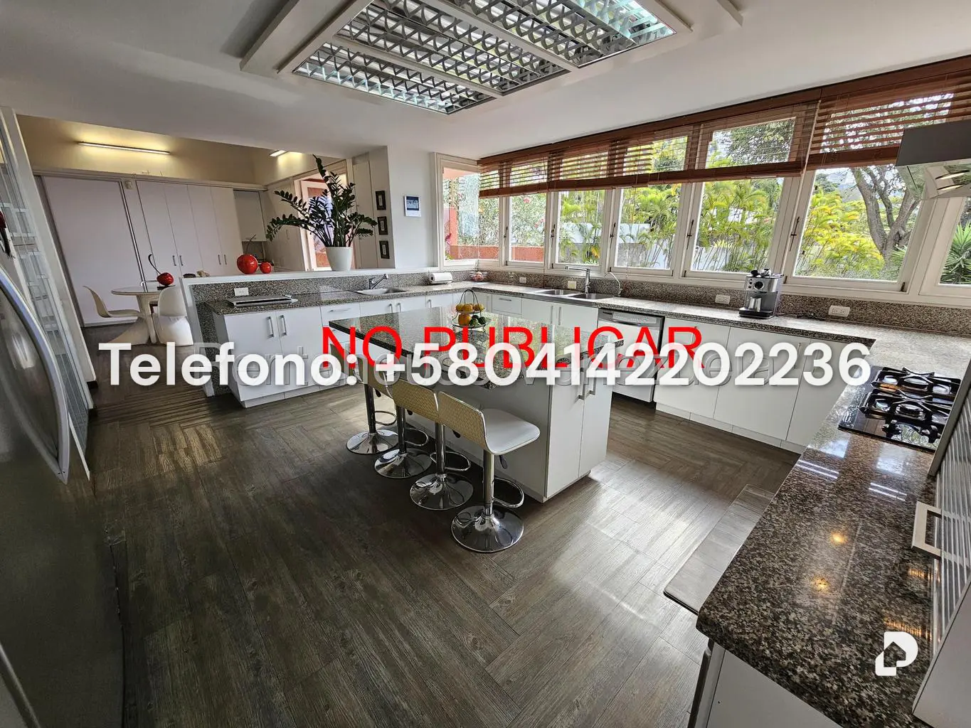 Casa en Alto Hatillo, Caracas – 20