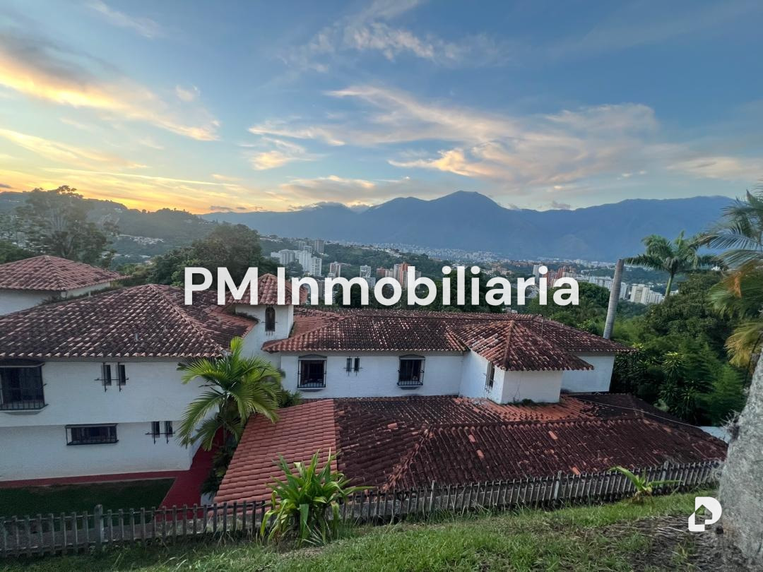 Casa en Cerro Verde, Caracas – 16