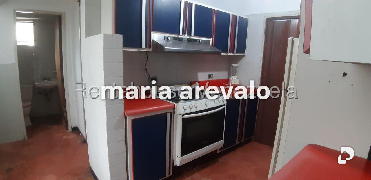 Apartamento en Santa Fe Sur, Caracas – 18