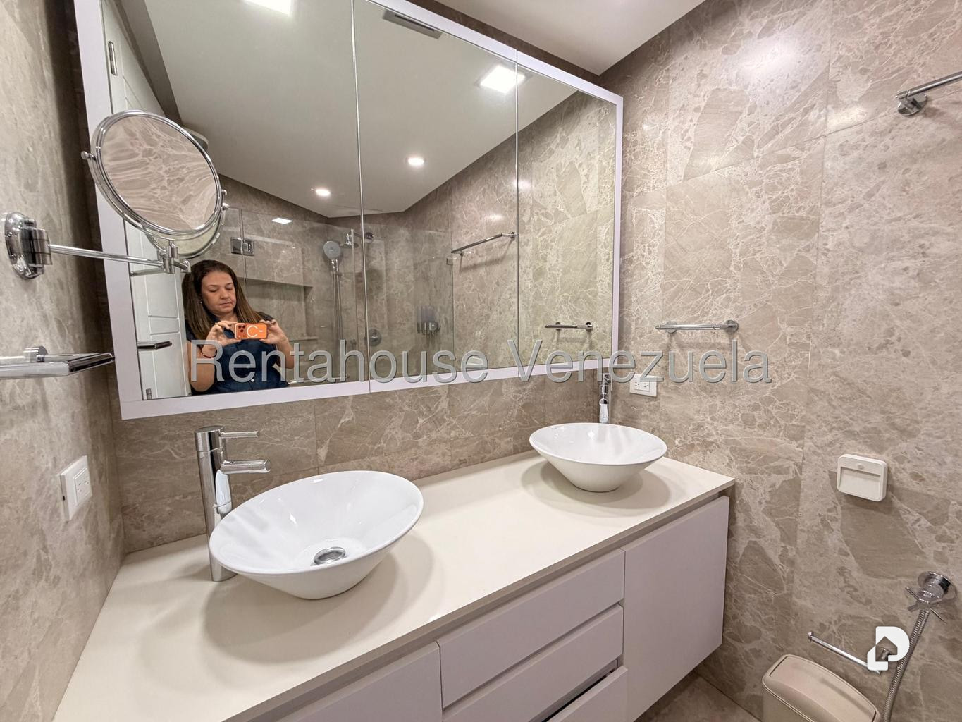 Apartamento en Campo Alegre, Caracas – 14