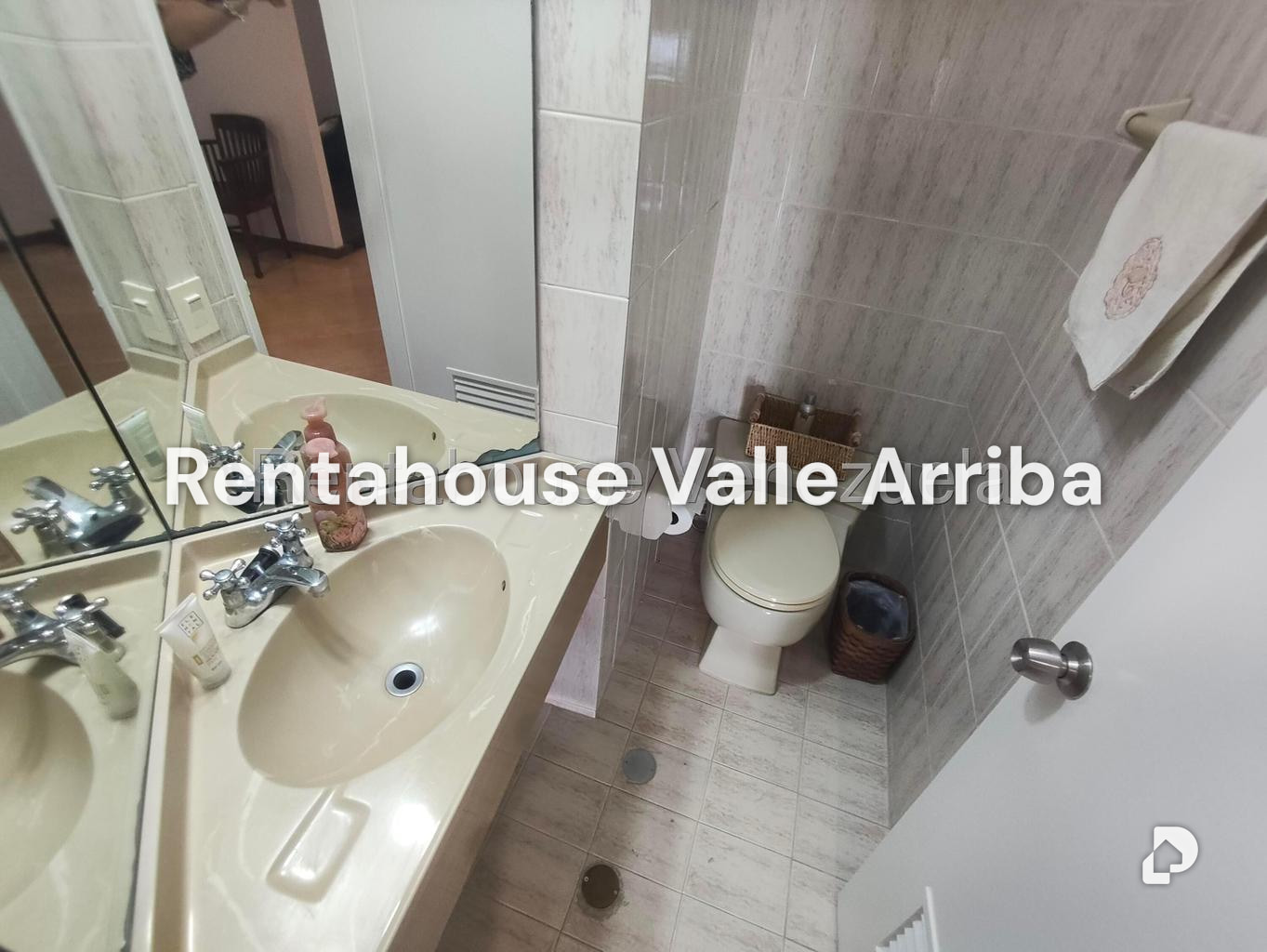 Apartment in Los Naranjos (del Cafetal), Caracas – 18