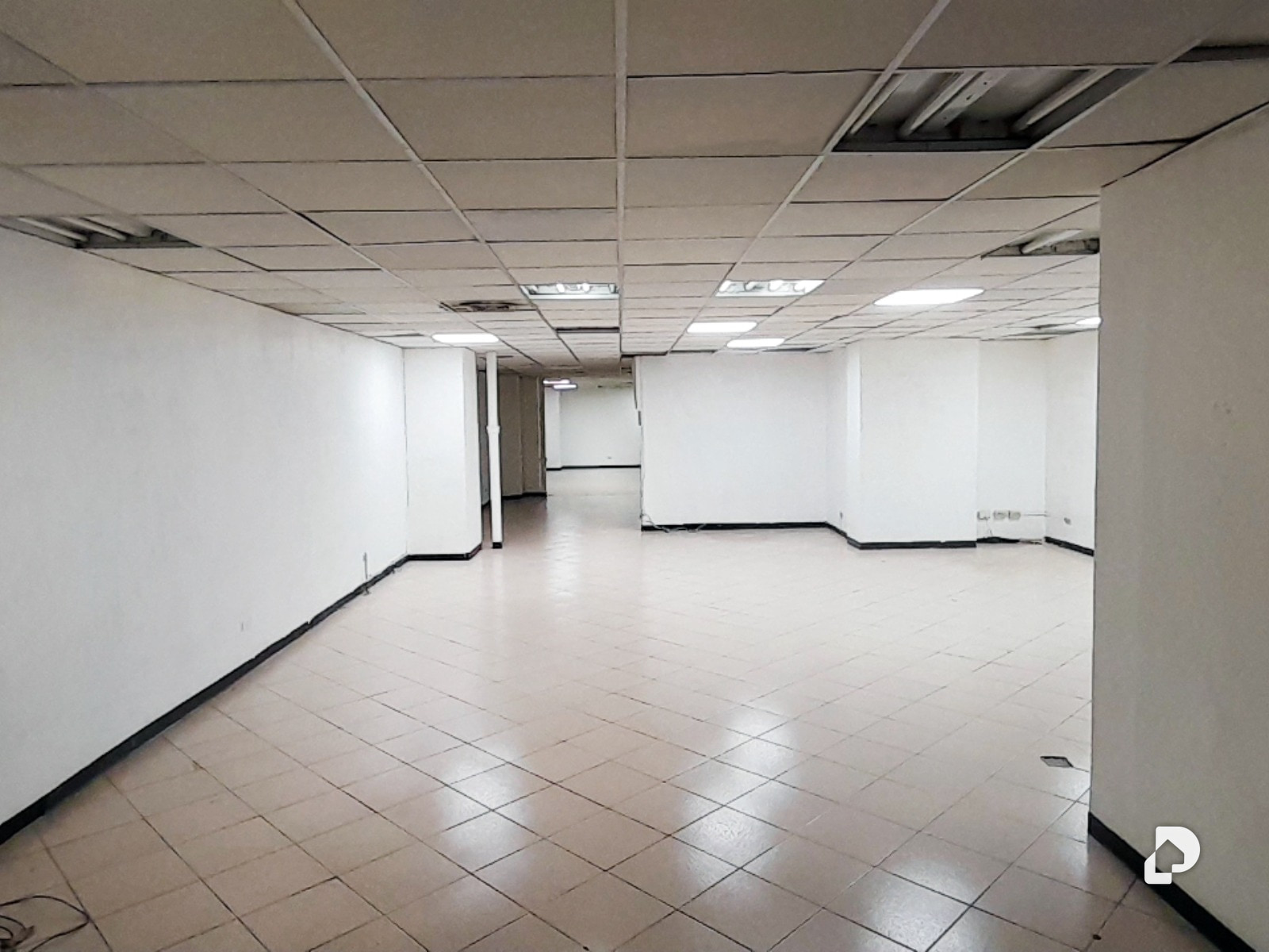 Local comercial en Chacao, Caracas – 12