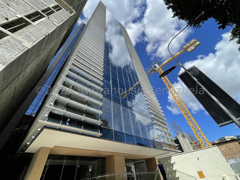 Local comercial en Las Mercedes, Caracas - 1