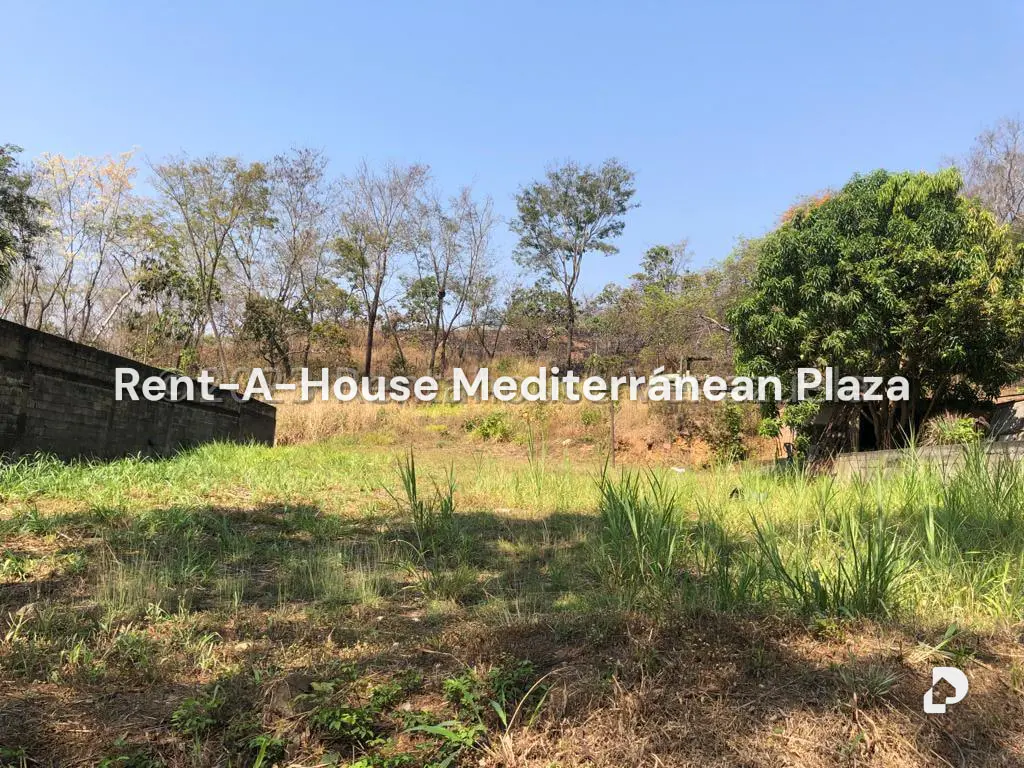 Land in Colinas de Guataparo, Valencia – 1