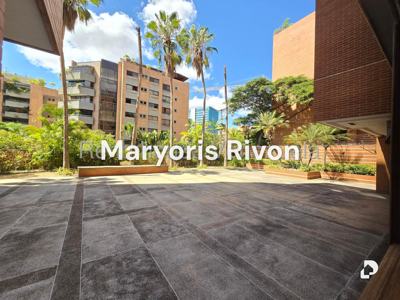 Apartamento en Campo Alegre, Caracas – 26