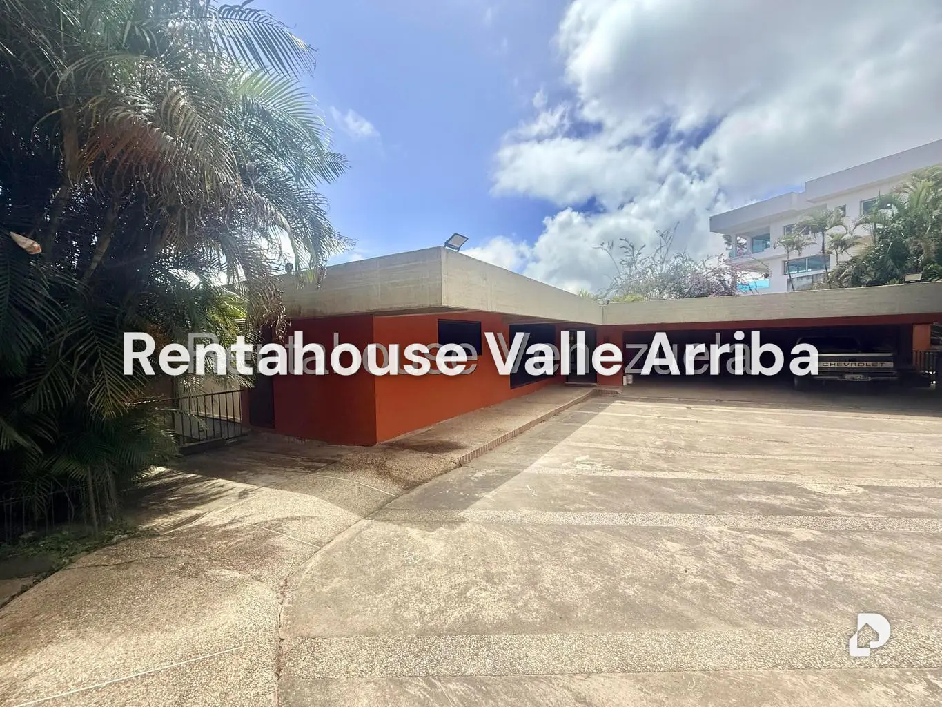 House in La Lagunita Country Club, Caracas – 2