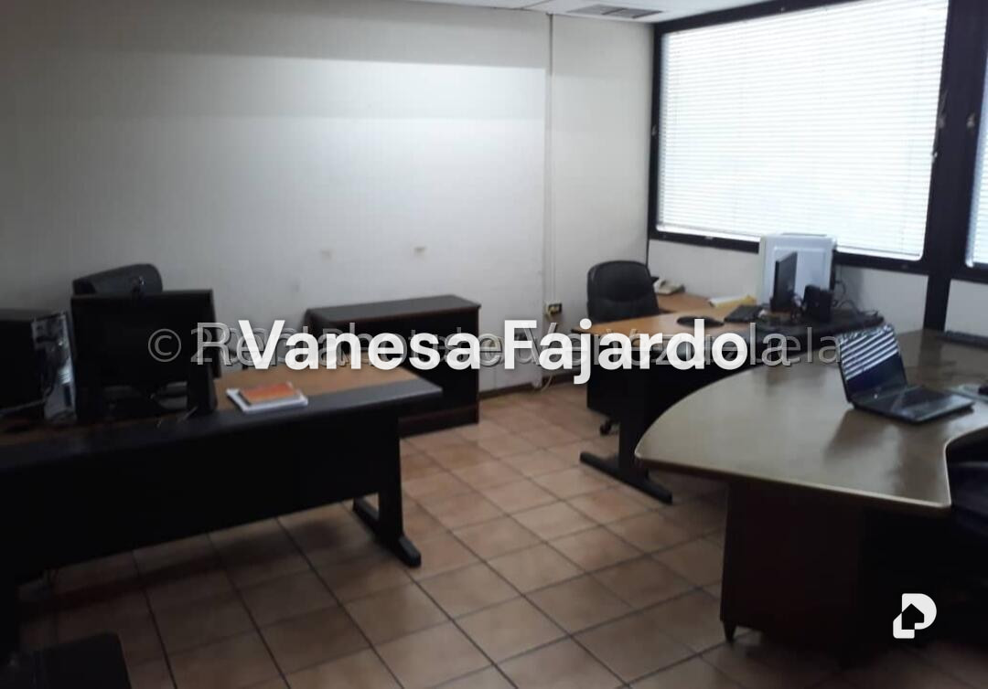 Oficina en Bello Monte, Caracas – 7