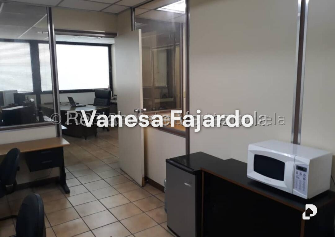 Oficina en Bello Monte, Caracas – 4
