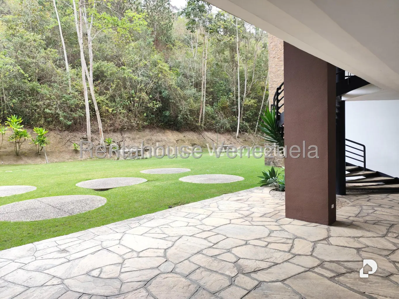 Apartamento en Lomas de La Lagunita, Caracas
