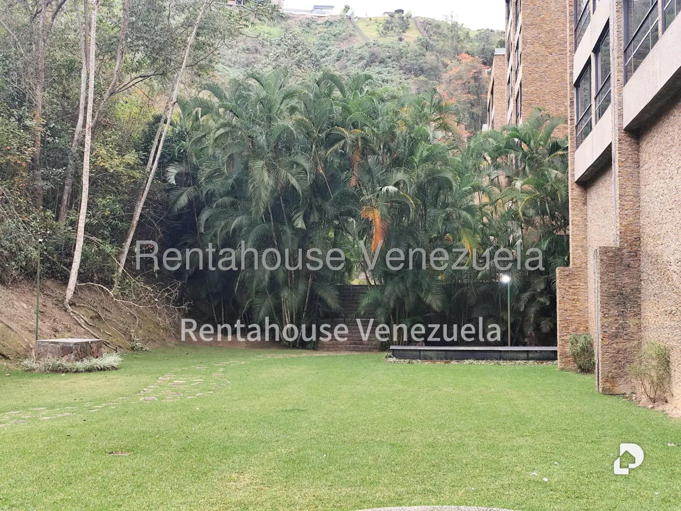 Apartamento en Lomas de La Lagunita, Caracas