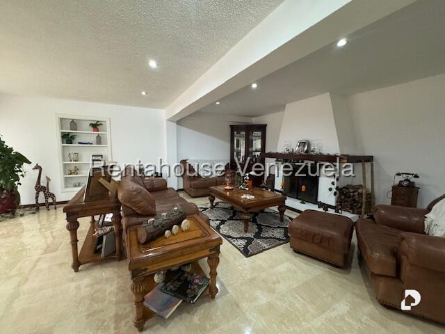 Casa en La Lagunita Country Club, Caracas