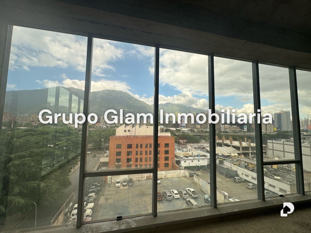 Oficina en Las Mercedes, Caracas – 8