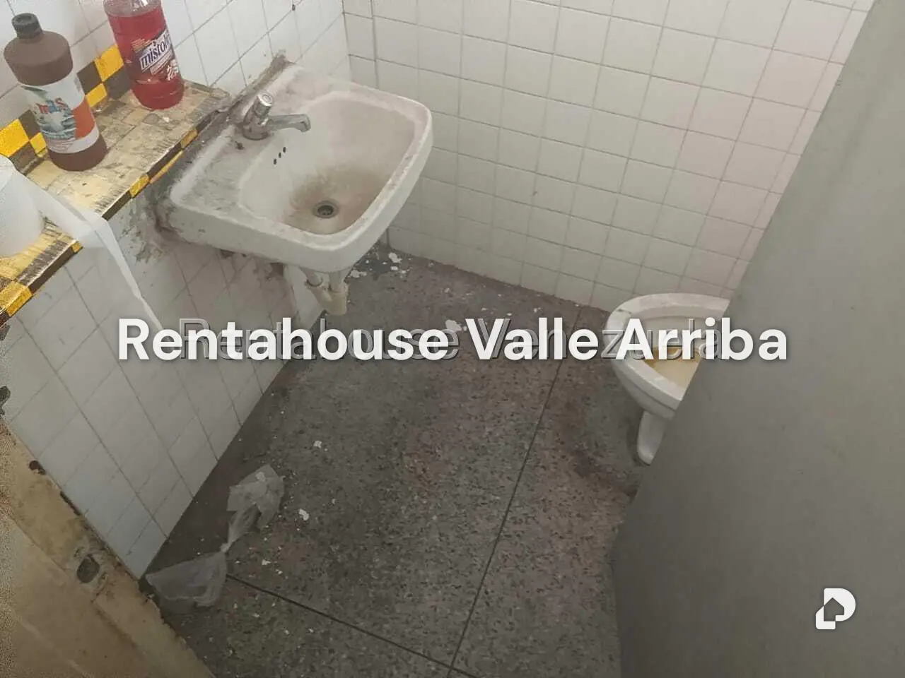 Local comercial en Parroquia Altagracia, Caracas – 18