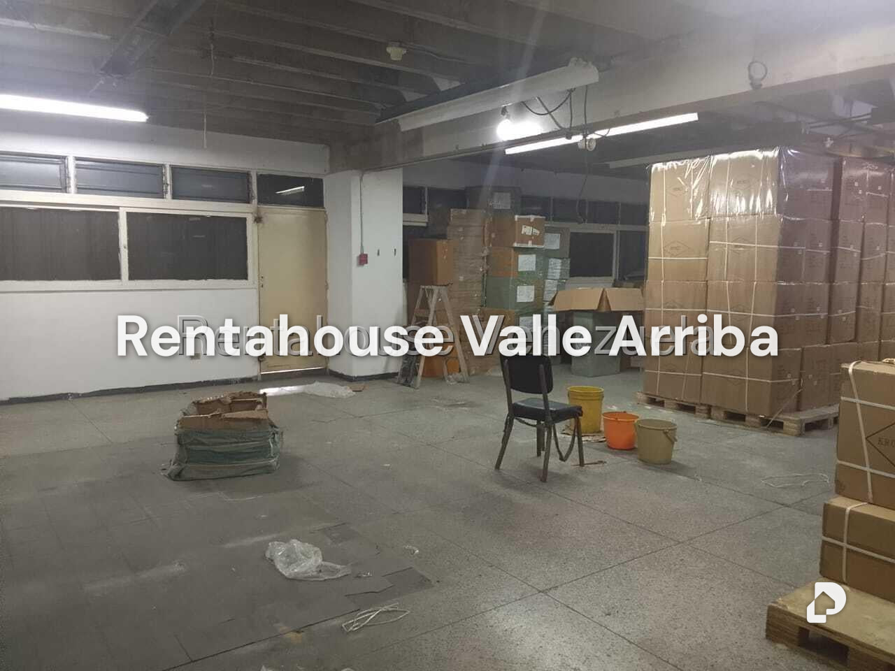 Local comercial en Parroquia Altagracia, Caracas – 30